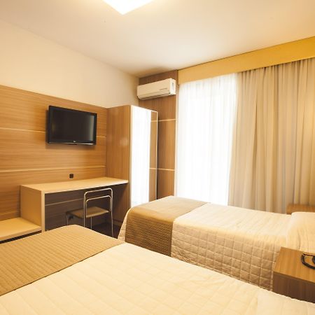 Curitiba Palace Hotel מראה חיצוני תמונה