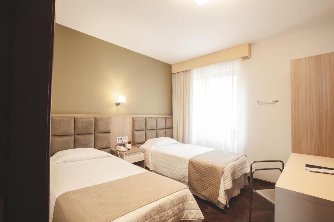 Curitiba Palace Hotel מראה חיצוני תמונה