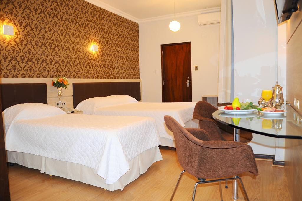 Curitiba Palace Hotel חדר תמונה